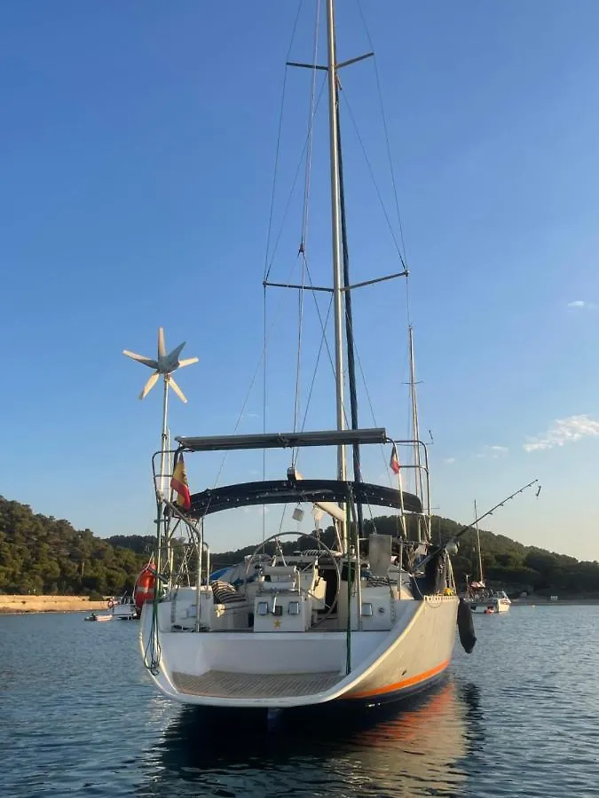 Hotel Velero Beneteau Gybsea 50 Sant Francesc de s'Estany Hotel en barco
