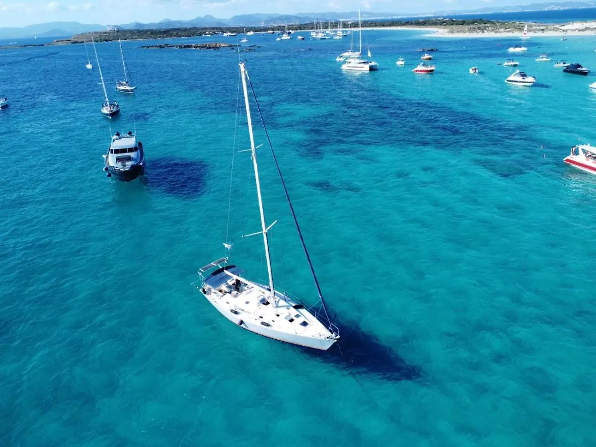 Hotel Velero Beneteau Gybsea 50 Sant Francesc de s'Estany Hotel en barco