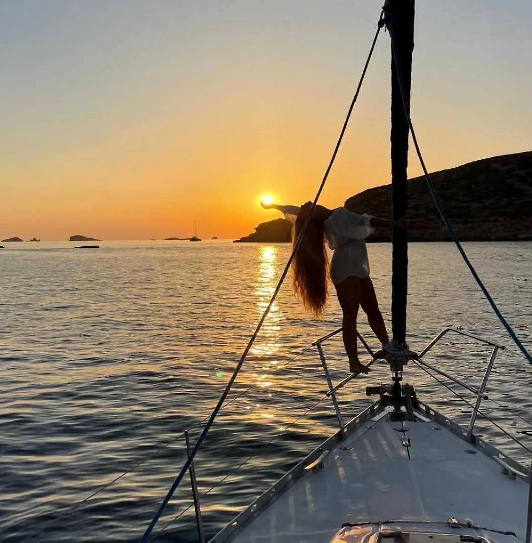 Botel Velero Beneteau Gybsea 50 Hotel Sant Francesc de s'Estany
